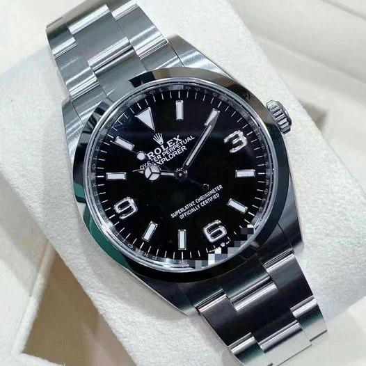 SwissWatch_JP's tweet photo. ロレックス エクスプローラー Ref.124270  36MM
店頭在庫🔥

価格ドットコム最安にて掲載中！！！

中野SWISS WATCH📷 https://t.co/L2JxQsTVW4 https://t.co/aJbEovxABd