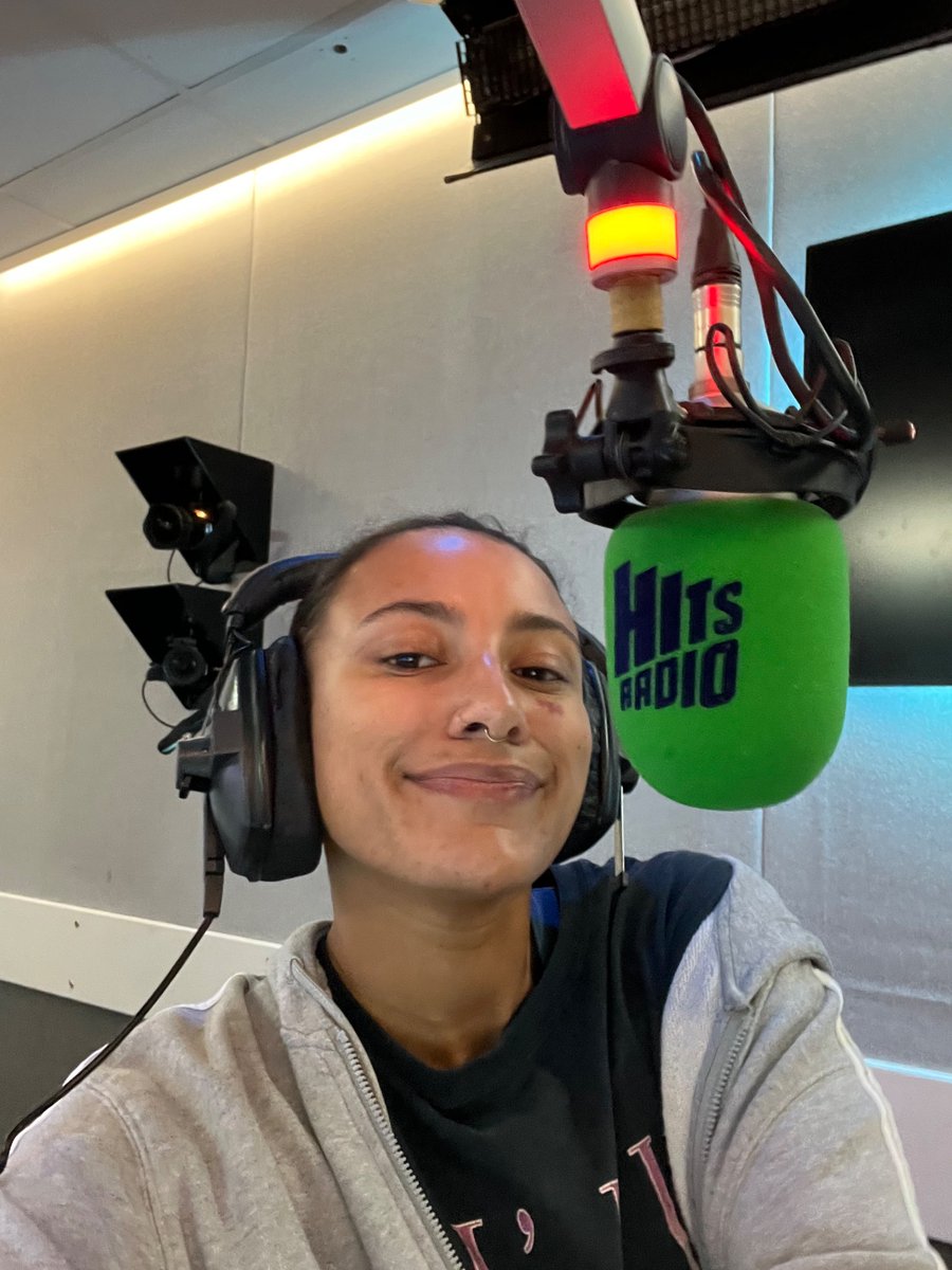 marymandefield's tweet photo. taxi driver had on Temi Jonah on my way into radio and @fee_mak on my way home. 

Sunday mornings across 3 stations 

Proud of us all 🥹 from @thisiswestside and beyond https://t.co/aSTp7YCyqS