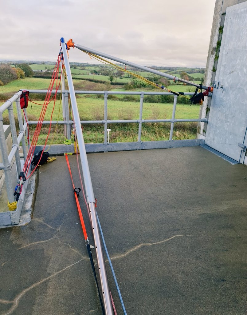 Harky01's tweet photo. Spent two days this week at our Learning and Development Centre Cookstown doing some Artificial High Directional training with Paul McNally from Swift Water Training. Really looking forward to having access to the whole site next year. #roperescue #NIFRS #rescue #USAR https://t.co/qvIyIJDbku