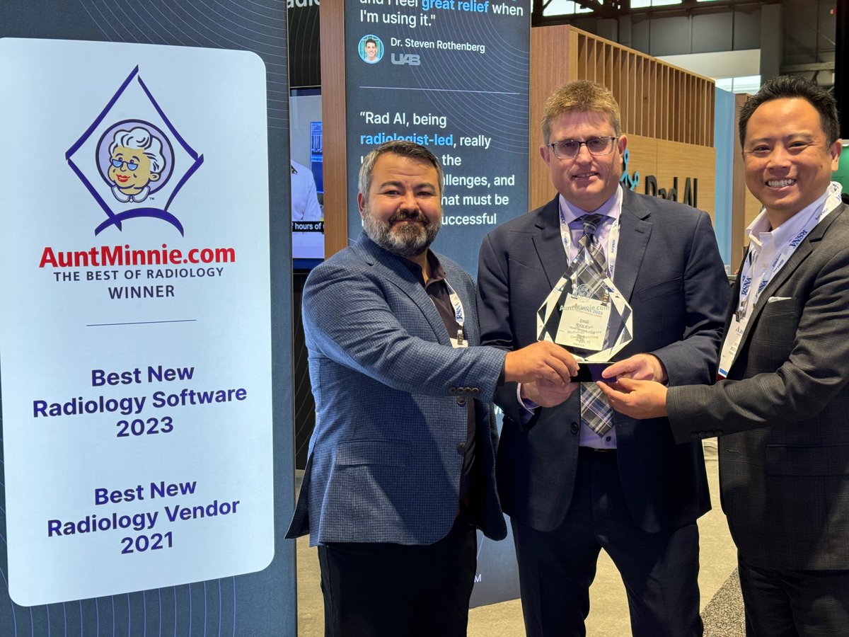 wboonn's tweet image. So proud to receive the @AuntMinnie award for Best New Radiology Software from @ErikRidley with @DoktorGurson on behalf of the entire @radai team! #RSNA2023