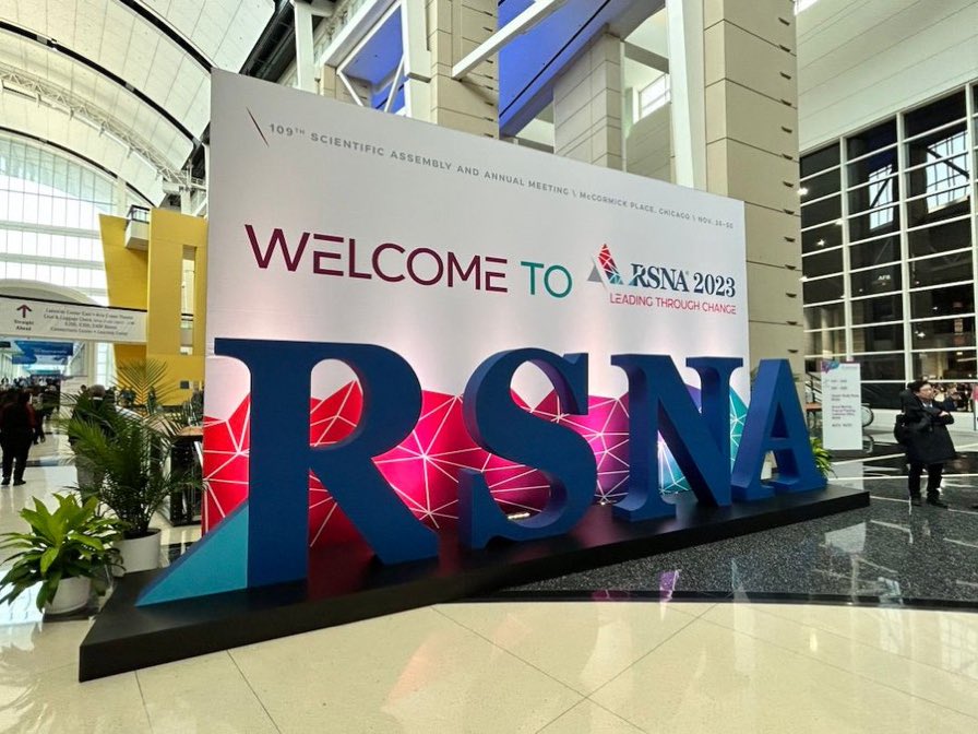 FluxPakistan's tweet photo. Another Sunday, another conference....

This one isn't big; it's HUGE! 

If you're at @RSNA 2023, let's connect!

#makingcontacts #techconference #AI @RunOnFlux $Flux https://t.co/Ndog4Kbxg3