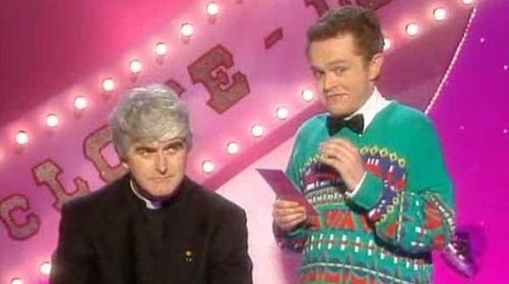 SaveRedlandLibr's tweet photo. 10pm TODAY on #E4Extra
From 1998, 2 episodes of the #Comedy📺 #FatherTed
s3 Ep 7 “Night of the Nearly Dead ”
s3 Ep 8 “Going to America”
Directed by #AndyDeEmmony & written by #GrahamLinehan + #ArthurMathews
🌟#DermotMorgan #ArdalOHanlon #FrankKelly #PaulineMcLynn https://t.co/EsEqlw2RWW