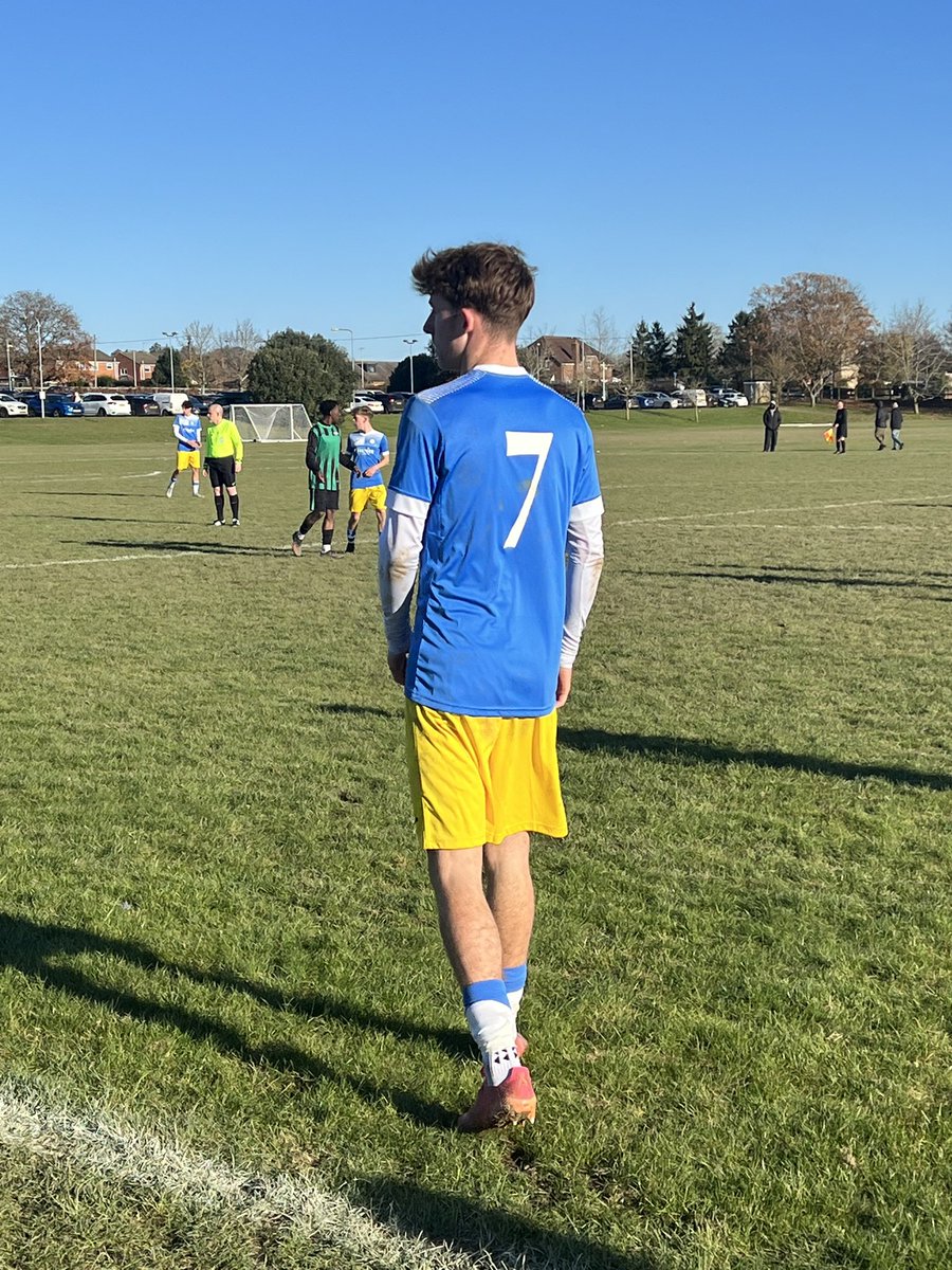 Louise171979's tweet photo. Keep working hard @Josuah077 #weekendfulloffootball #Sussexcounty π΅π‘#league π’β«οΈ#dorkingtalentid π΄βͺοΈ β½οΈ#restrecover #aimhigh https://t.co/gcAtnPQOcQ