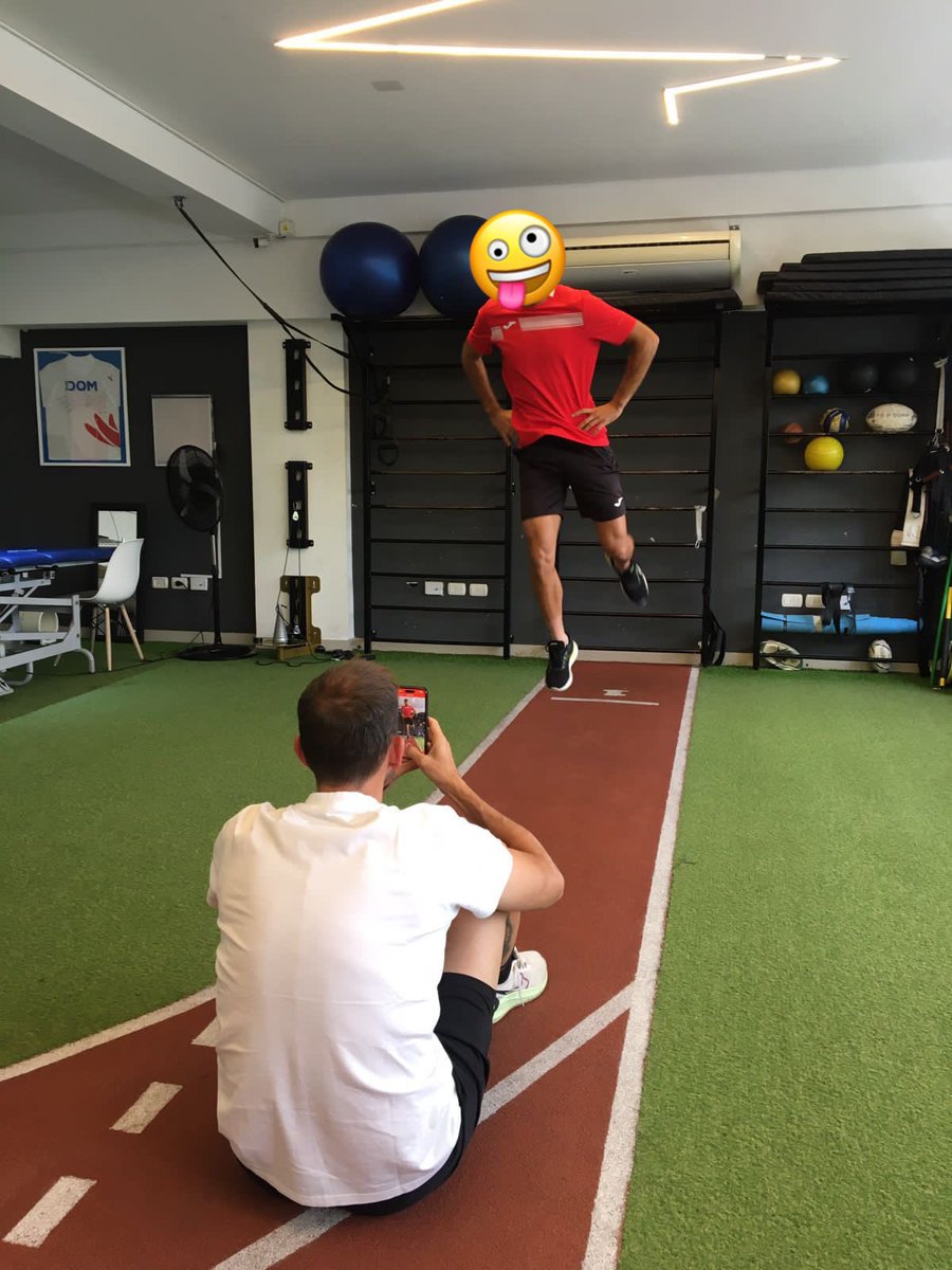 🎾 Registering and analyzing data throughout the year is a key element in the injury prevention puzzle.

Each professional decide which data collect according to each sport. The best data is the one that helps you the most to make decisions.

#tennis #injuryprevention