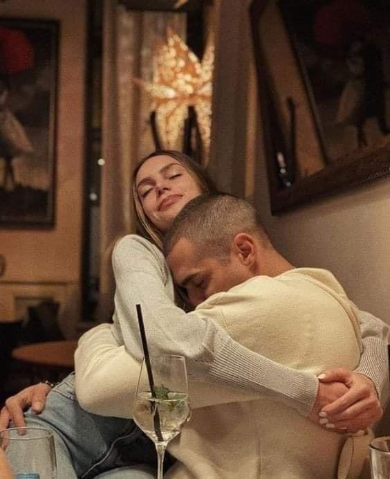 Você merece alguém que prefira perder o orgulho do que perder você. ❤