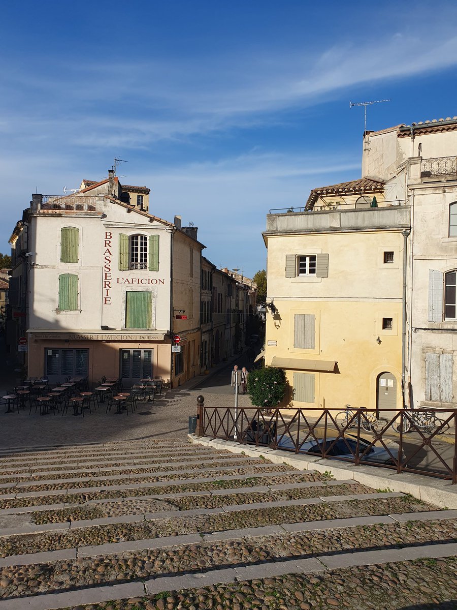point63's tweet photo. @lecartographe Arles, on y était il y a 15 jours... c est plus calme... https://t.co/WvSzIrHrB1
