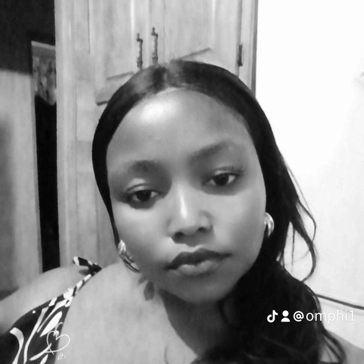 omphementse's tweet image. #NewProfilePic