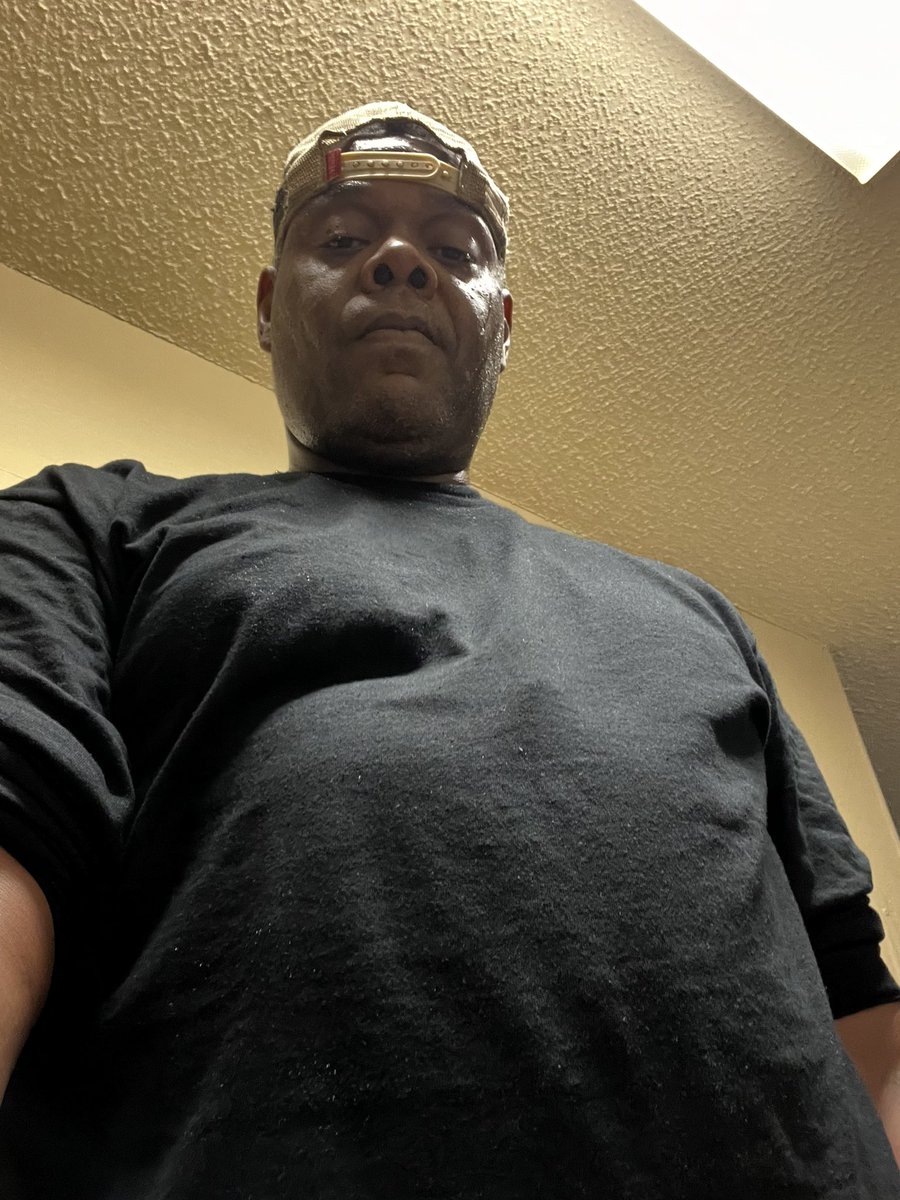 BgRuhf's tweet image. Russ Looking Supa And The Broncos Are In Towe ..#Elway Ball….