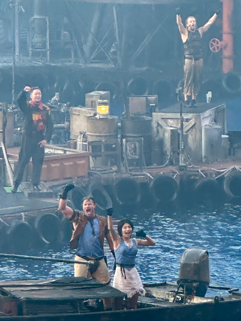 action_horizons's tweet photo. Our man @rileystunts is back at our WaterWorld Osaka show, and we couldn’t be happier!
#actionhorizons #actionhorizonsstunts #stuntperformer #osaka #castphoto https://t.co/T0EyGb33Zo