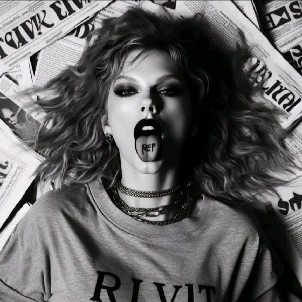 taylorsversion's tweet photo. say your top 3 songs on reputation before the taylor’s version is announced https://t.co/XiR2HLU029