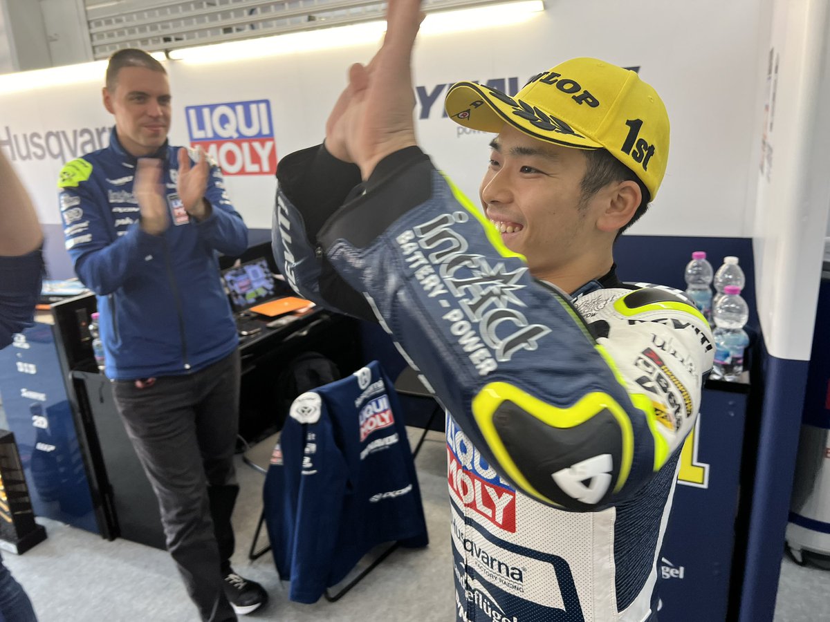 torunl's tweet photo. Congratulations Ayumu🥇🏆🤣 https://t.co/p2TJZCAfst