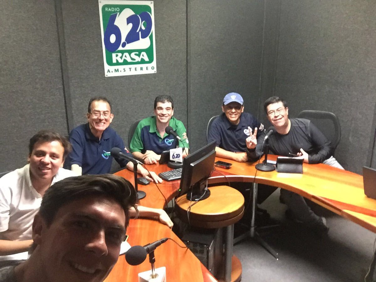 Marcador_Final's tweet photo. Este domingo #MarcadorFinal termina un ciclo de 21 años y 8 meses en #Radio620AM y #CadenaRasa.

Agradecimiento a todos nuestros compañeros y en especial al Lic. José Laris y al Dr. Eduardo Laris por creer en nosotros.

Los esperamos como todos los domingos a las 18:00 horas. https://t.co/d3oD2AIgTh