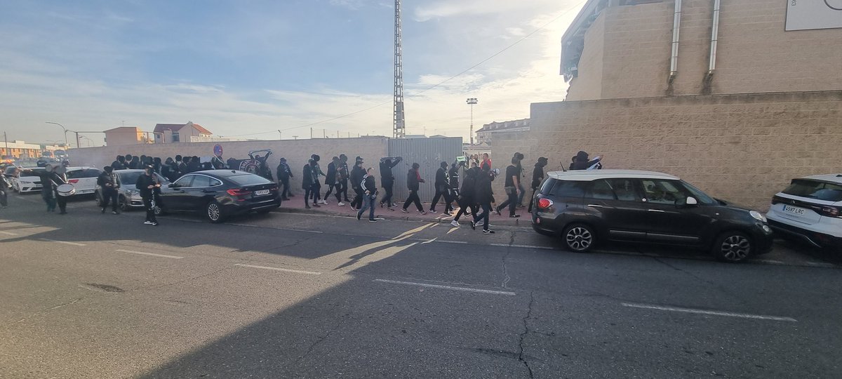 26/11/23
Torrijos - <a href="/CD_Toledo/">C.D. Toledo 🦅💚⚪️</a>
Torrijos? Un paseo....