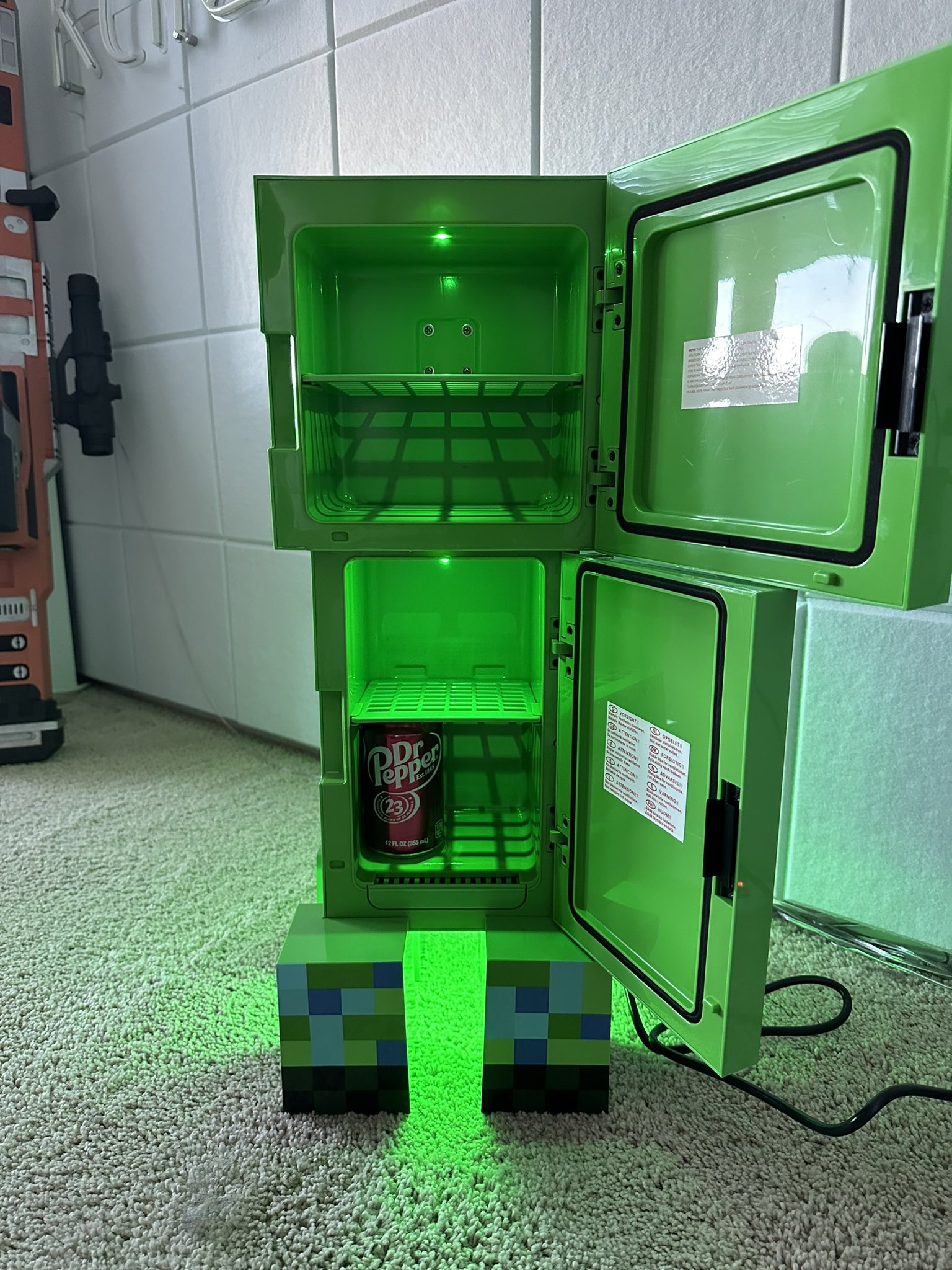 FaZe Kalei on X: LOOK AT MY CREEPER MINI FRIDGE. the perfect size for my  dr pepper 💅🏻  / X