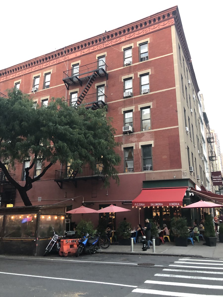 Singing Streets tweet media