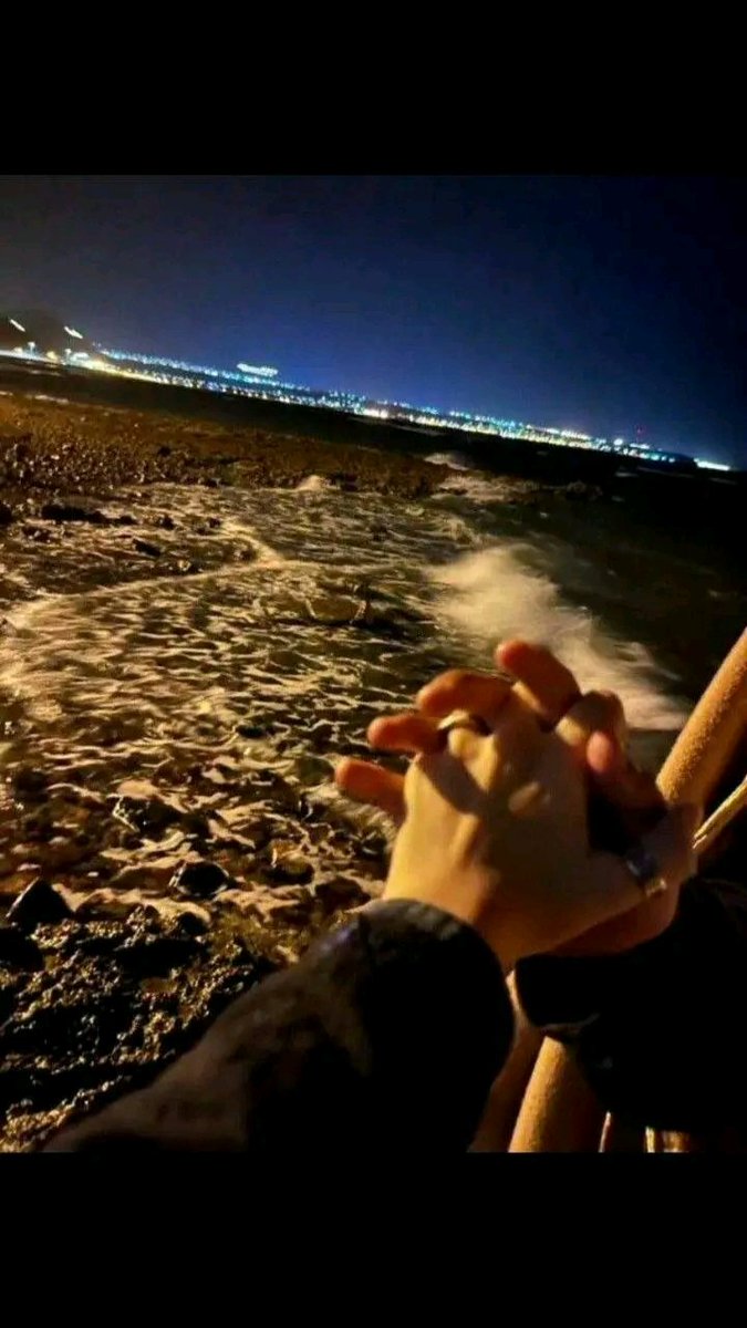 loooop8907543we's tweet photo. ابحث عن الحب الحقيقي والاحتواء والارتباط من غير مقابل هدف او علاقه او مصالح الحب مبني على الثقه والصداقه بدور على الشخص المناسب ومش لاقي نفسي احب واتحب
كل طموحي ان الاقي شخص احبه ويحب��ي ونبدا حياتنا مع بعض شخص يفهمني وافهمه نعيش مع بعض ونسعد بعض مثقف نبني علاقة احترام وحب ةاهتمام https://t.co/MVAyIkPDj4