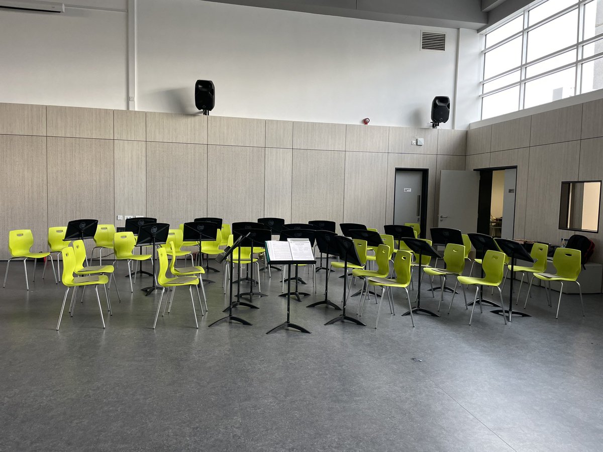 Another successful afternoon of music making <a href="/Aberdeenshire/">Aberdeenshire Council</a> AYMS Concert Band @MackieAcademy. Getting ready for a performance next week. <a href="/GarlogieBruce/">Bruce Wallace</a> #teamwork #musicmatters #Christmas