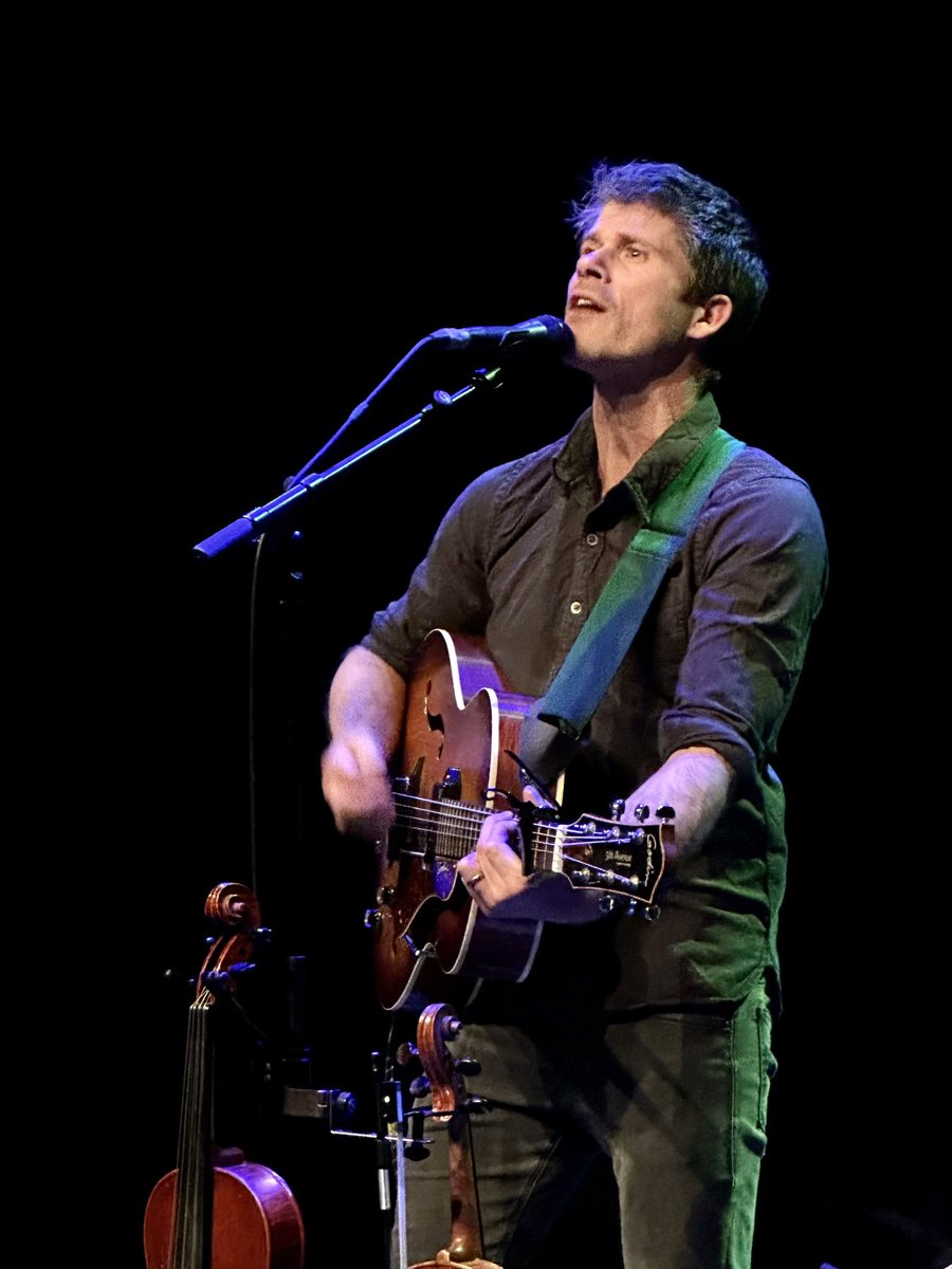 Clive Eaton tweet media