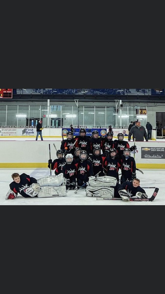 Congrats to our Mite A Team on winning their Tournament this weekend at the Elk River Barn Burner!  Our High School players and coaches are proud of you!  We will see you Thursday night at Youth Night! #ElkPride! #RiversRising