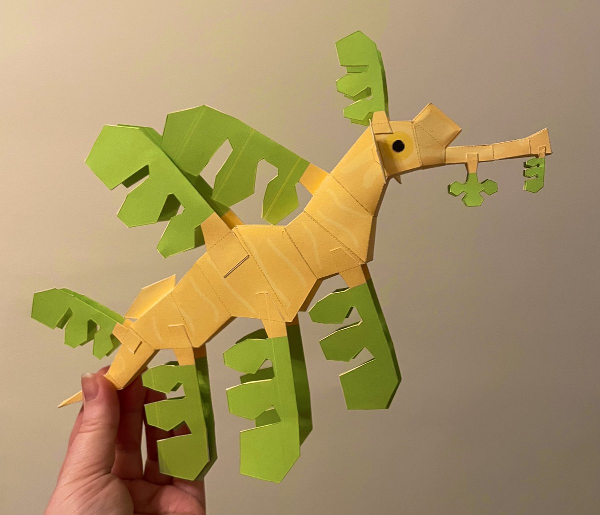 Did some @sneepsnorp3d paper crafting this evening :) Meet my leafy sea dragon pal!