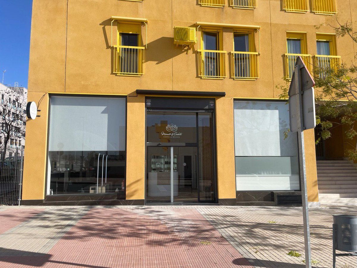n4gash's tweet photo. Unos amig@s acaban de abrir un centro de belleza en el #ensancheSur en c/Bucraa, 5: peluquería, tratamientos faciales, masajes y maderoterapia #alcorcon mas info https://t.co/B9Mw17OLCW https://t.co/4LNCQTbkuk