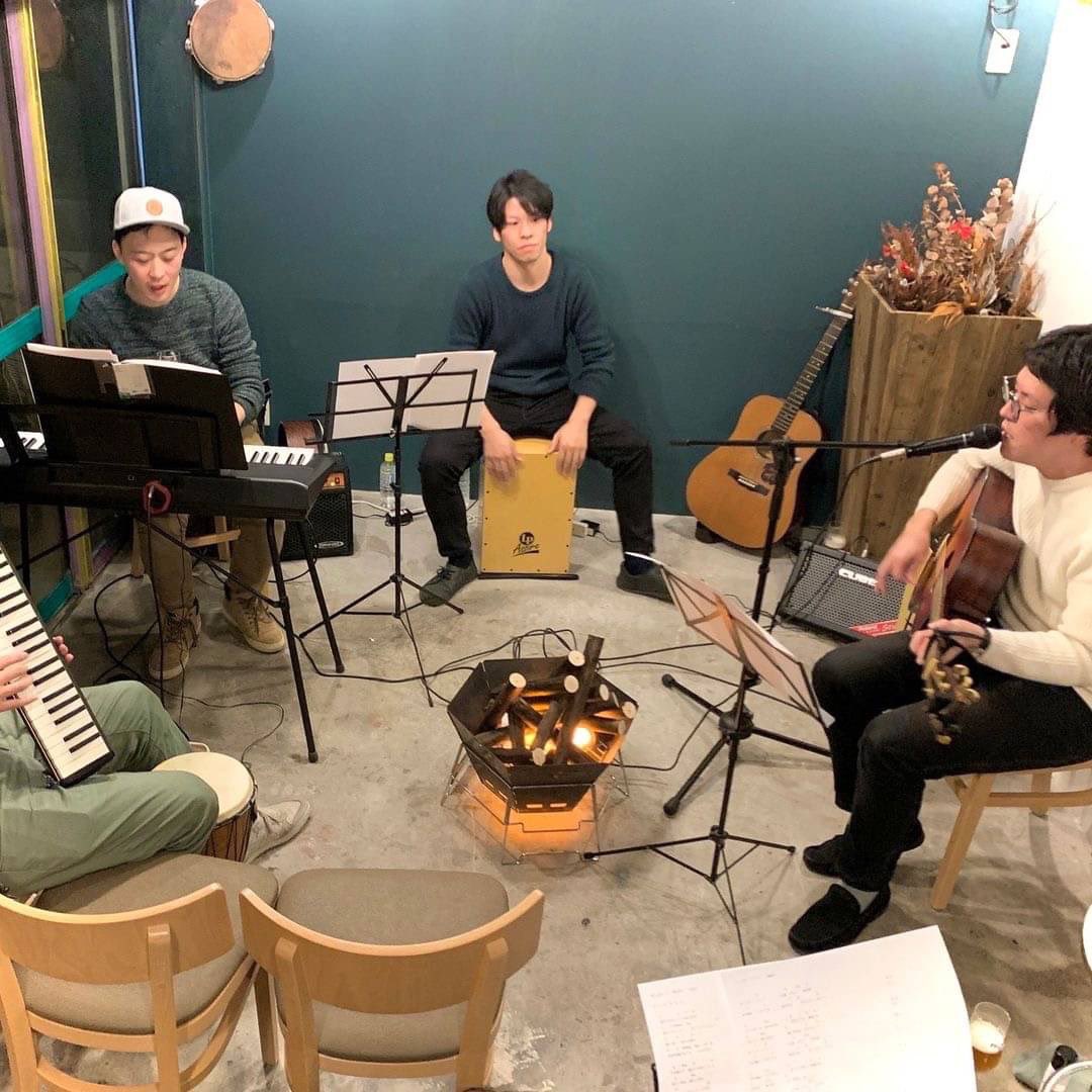 inariglean's tweet photo. INARI GLEANでは、15:00以降レンタルスペースが可能です🙌

おすすめポイント🙆‍♀️
◎ カフェスペースを貸し切りできる
◎ 好きな食べ物を持ち込みできる
◎ BGM流せる、コンセントもあり
◎ ポータブルアンプあり
◎ スクリーンあり
◎ ソファー席・Barカウンターあり
◎ 最大40名様ほどご利用いただける https://t.co/3NGpm1xQxX