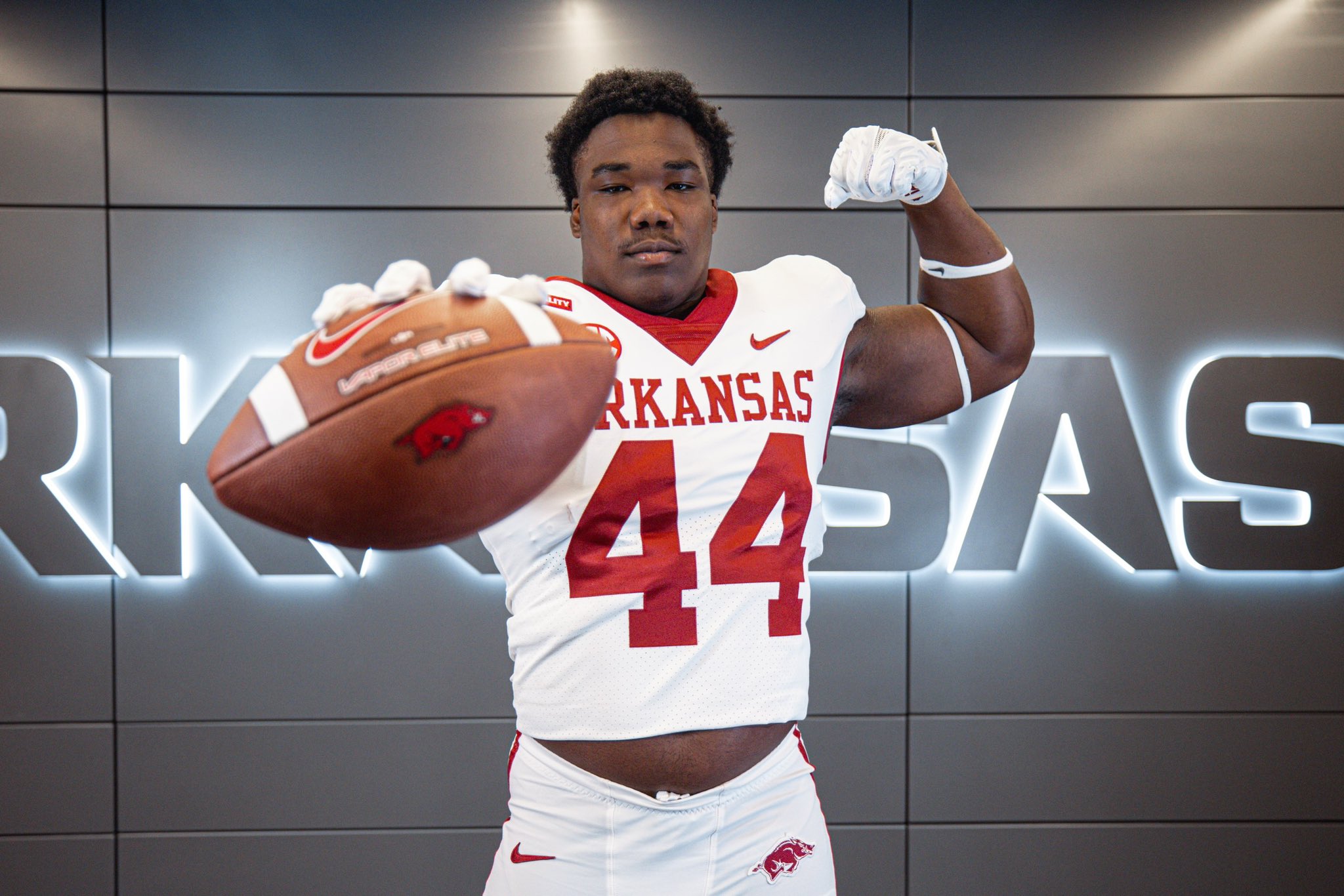 Arkansas razorbacks football recruiting deals