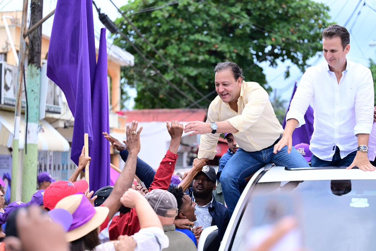 RosaDuranMG's tweet photo. ¡Puerto Plata querida, aquí están tus gerentes!
Con #AbelEnPuertoPlata están #WalterSenador y #JavierAlcalde.
¿Dudas?
¡Ninguna!
Aquí se votará #MoradoEntero en febrero y mayo por los candidatos del #PLDConAbel. https://t.co/vj9wLqbK46