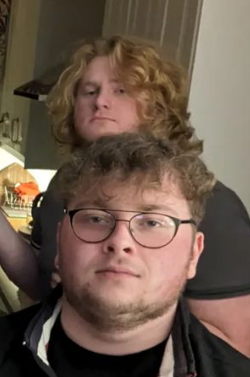 MilldillFc's tweet photo. HES HERE https://t.co/Sfd33r5cUY