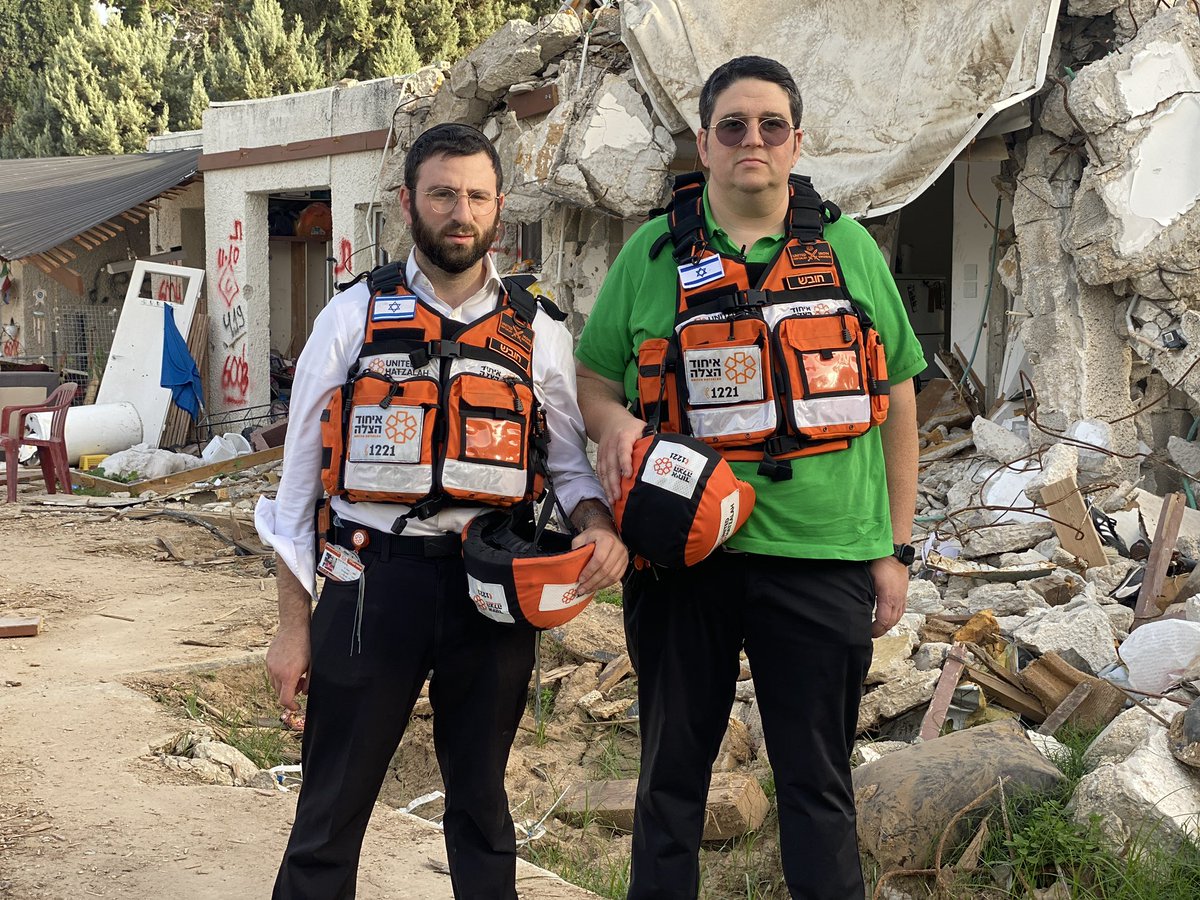 Standing among the devastation in Kfar Aza with @Paskesz , it highlighted how, while the terrorists sought to kill and destroy, @UnitedHatzalah volunteers dropped everything and entered danger zones to save as many as possible. Proud to be part of the group that choses life over