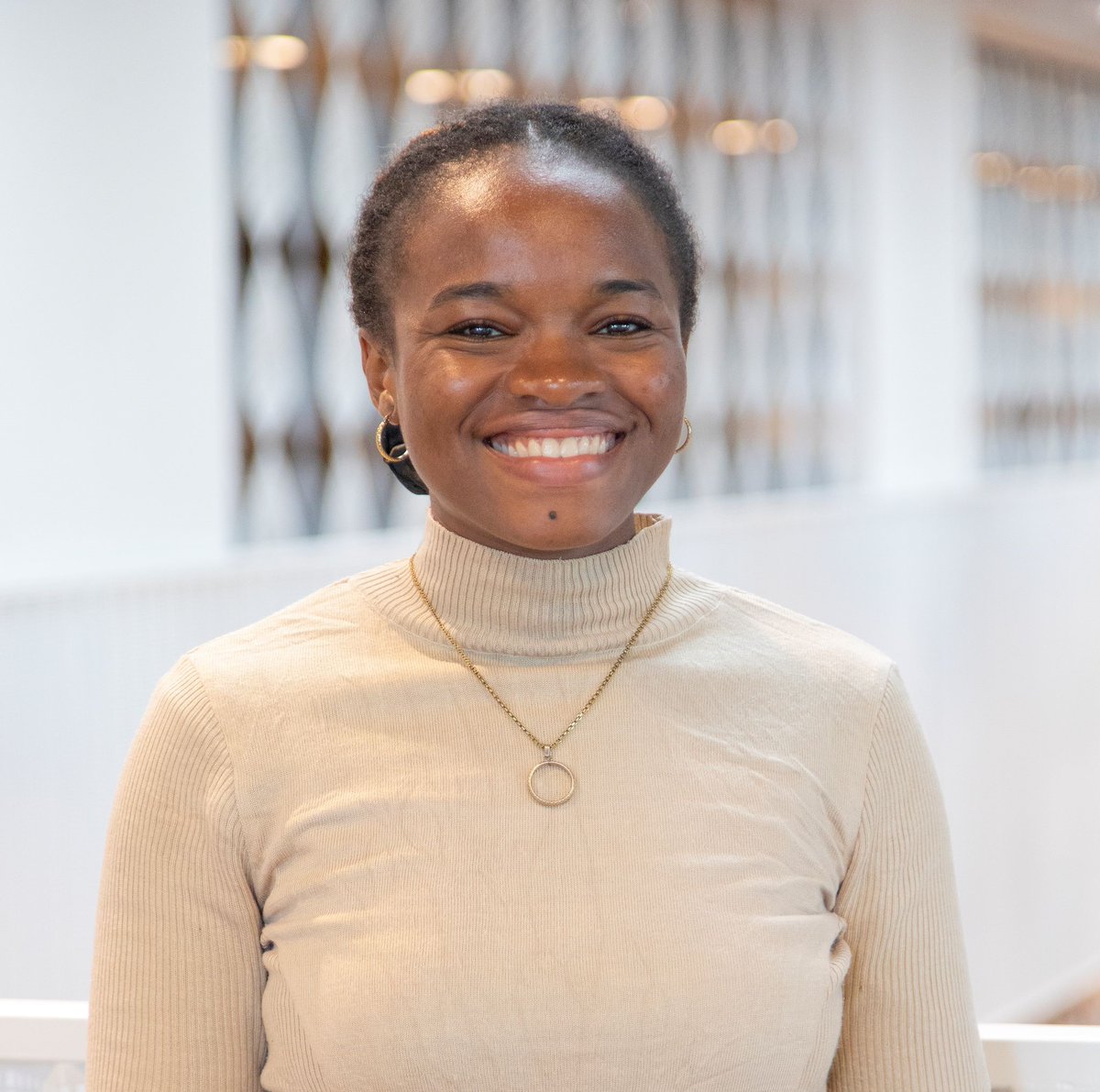 oleesa_madduks's tweet photo. Hello Twitterverse! ๐ I'm Olisadera, a Nigerian navigating the Swedish wonders in Vรคxjรถ while pursuing a master's in Energy and Management for Sustainable Development at Linnaeus University. ๐ณ๐ฌ๐ธ๐ช
#LifeInSweden #StudentBlogger #StudyinSweden https://t.co/yupD4x6GtO