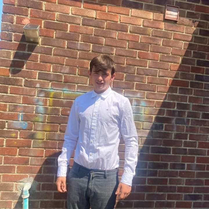 Hiownews's tweet photo. BREAKING: THREE CHARGED IN CONNECTION WITH 22-YEAR-OLDS MURDER IN GOSPORT

Two men and a woman have been charged after a 22-year-old man was #murdered in #Gosport .
Officers were called to #Keyes #Road at 2.32am on Friday, 24 November after the man had been seriously assaulted in https://t.co/oS9MNeq1dj