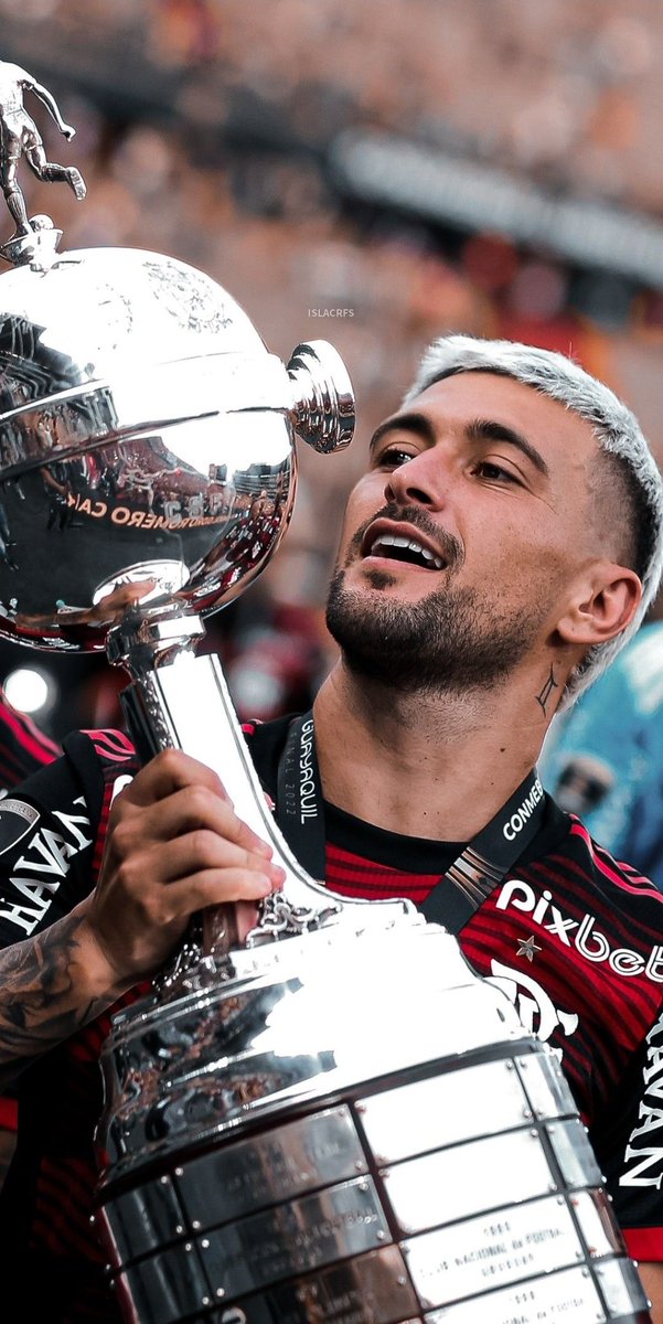 Rubronegro_81's tweet photo. Em 2024 nós vamos atrás de você de novo, Libertadores! Voltamos! ⚫️🔴 https://t.co/ycOqd9joy0