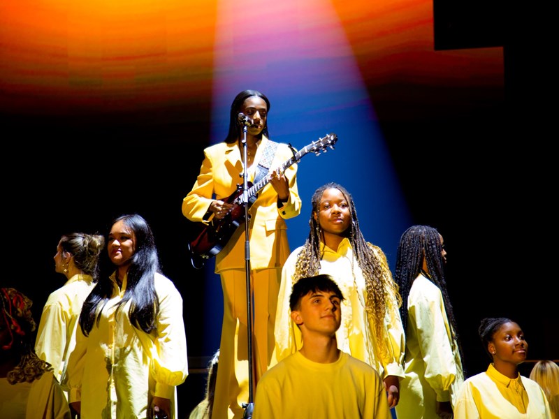 TheEdgeSY's tweet photo. @MOBOAwards, the UK’s biggest celebration of black music and culture is coming to #Sheffield for 2024! We spoke to people across the city who are excited for the iconic event to be held in the steel city for the first time

#MOBOAwards
Read more here⬇️
https://t.co/XWoj16pMIu https://t.co/AjxAUeFSmC