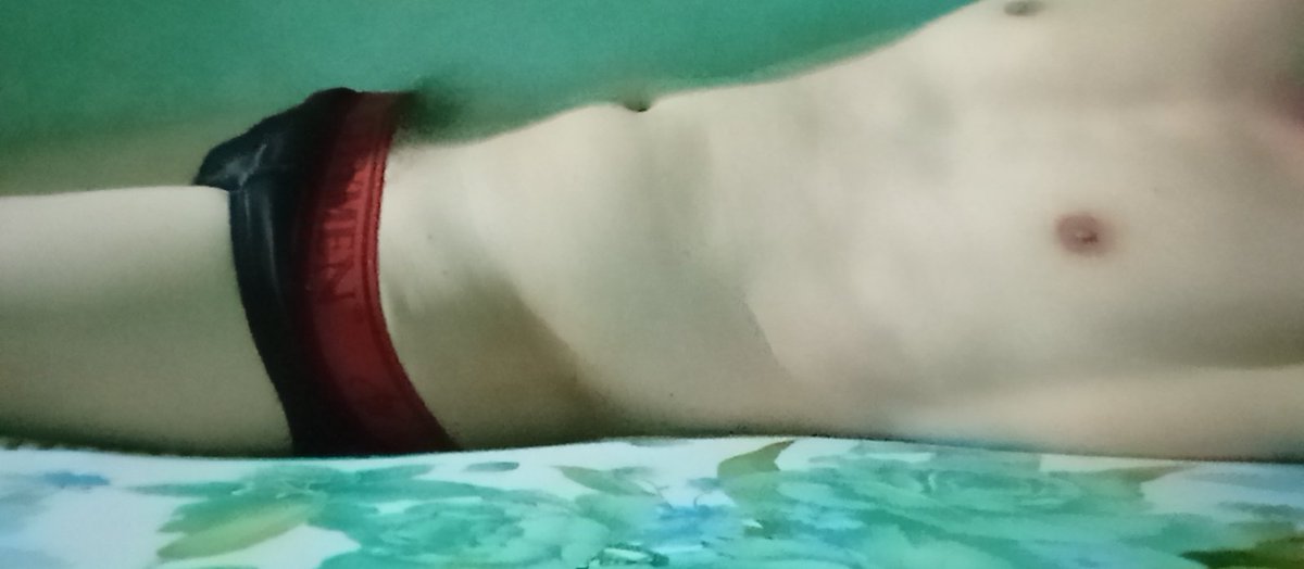 Longkkkk2's tweet photo. @khoi_sexy Hello https://t.co/umXumQzkBU
