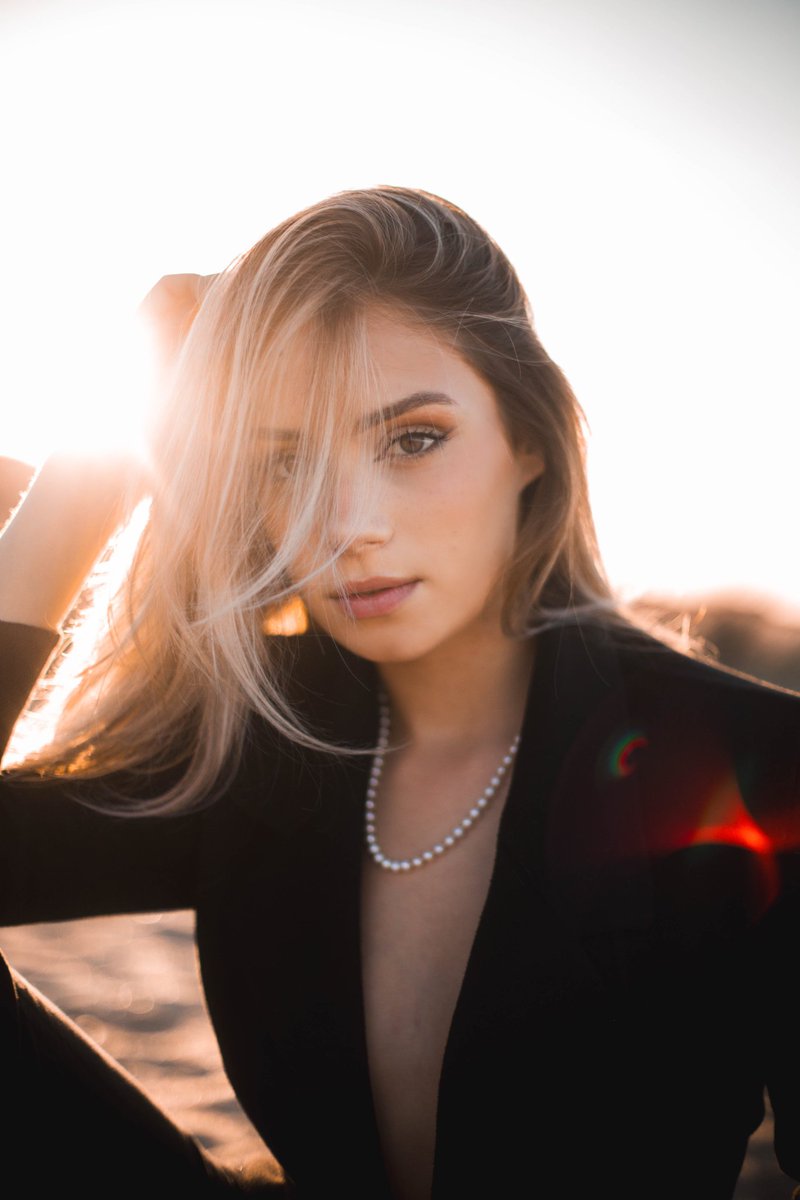 VesqueRobin's tweet image. Les dernières lueur d'été !