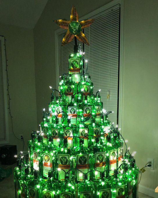 Habéis puesto ya el árbol de navidad??