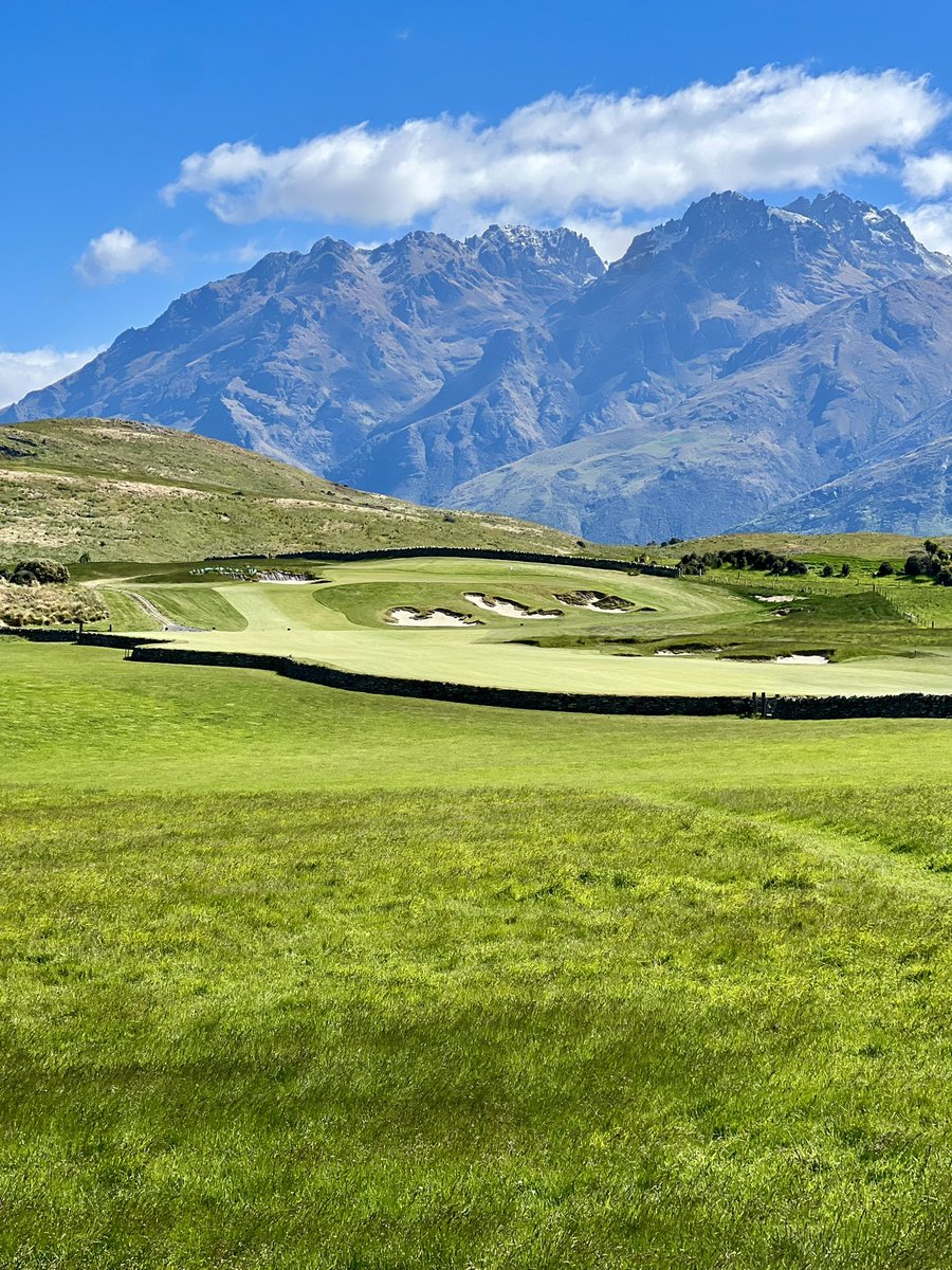 Luke_Elvy's tweet photo. End of an epic NZ golf trip, 9 rounds in 8 days…

Tara Iti
Te Ari - North &amp; South
Titirangi

Jack’s Point x2
Arrowtown
Millbrook - Coronet
The Hills 

Tara Iti the star, Te Arai a must while Queenstown is a stunning. NZ golf is booming &amp; very convenient for Aussies. Go see it. https://t.co/59pCqieW3b