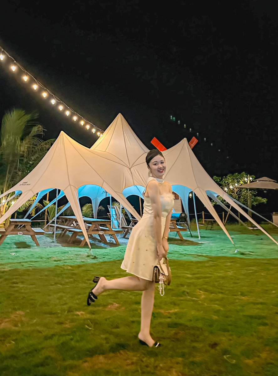 Suy cho cùng Sự nghiệp vẫn là quan trọng nhất. Có tiền trong tay thì mới là chỗ dựa cho người mình yêu thương được. Yêu thương không thể nói mãi bằng miệng được đâu…. Mà Hãy dùng hành động ❤️
GM cả nhà…. Khởi động ngày mới tràn đầy năng lượng nào,,, ai yêu