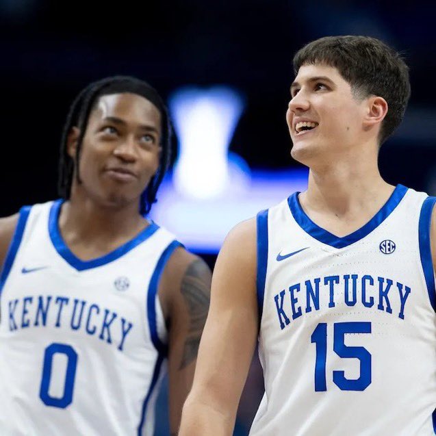 BarstoolUK's tweet photo. This Weekend:

🏀Mens hoops hung 118 on Marshall
🏈Football won their 5th Straight Governors Cup
🏐Volleyball won their 7th Straight SEC championship 

What a weekend to be a wildcat https://t.co/ItCsR6k8Bl