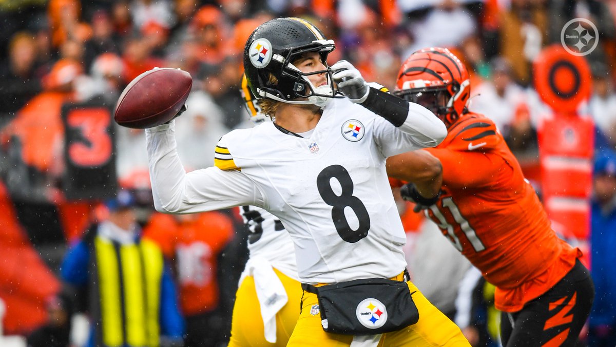 steelers's tweet photo. 421. TOTAL. OFFENSIVE. YARDS. https://t.co/TA0f0a3TrE