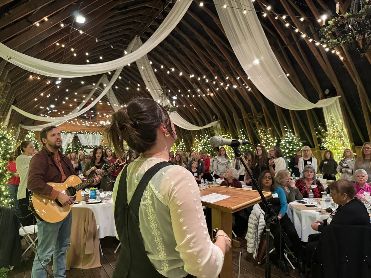 AsIsaacTheBand's tweet photo. What a gift to sing and proclaim the goodness of the Lord! O Come, Let Us Adore Him! 

(Also, we can confirm… we spent the evening in Narnia ☺️) https://t.co/H9Sppn1Ejq