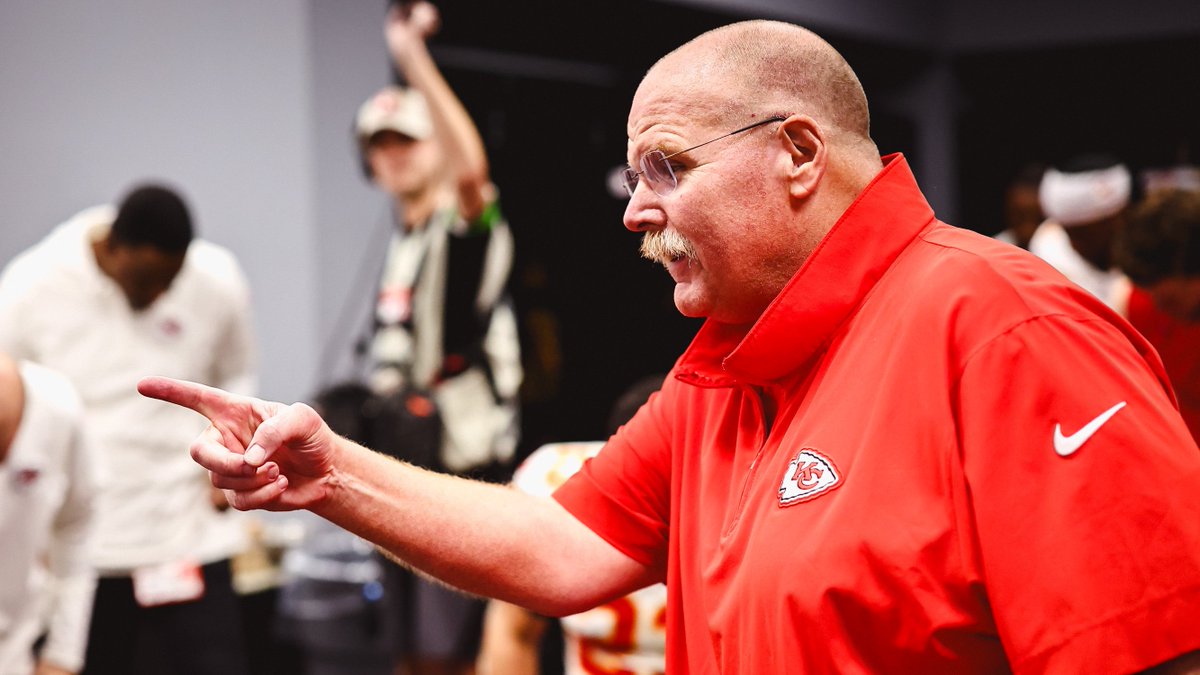 Chiefs's tweet photo. How 'bout Big Red, Chiefs Kingdom? ❤️ https://t.co/qwkvv8pC58
