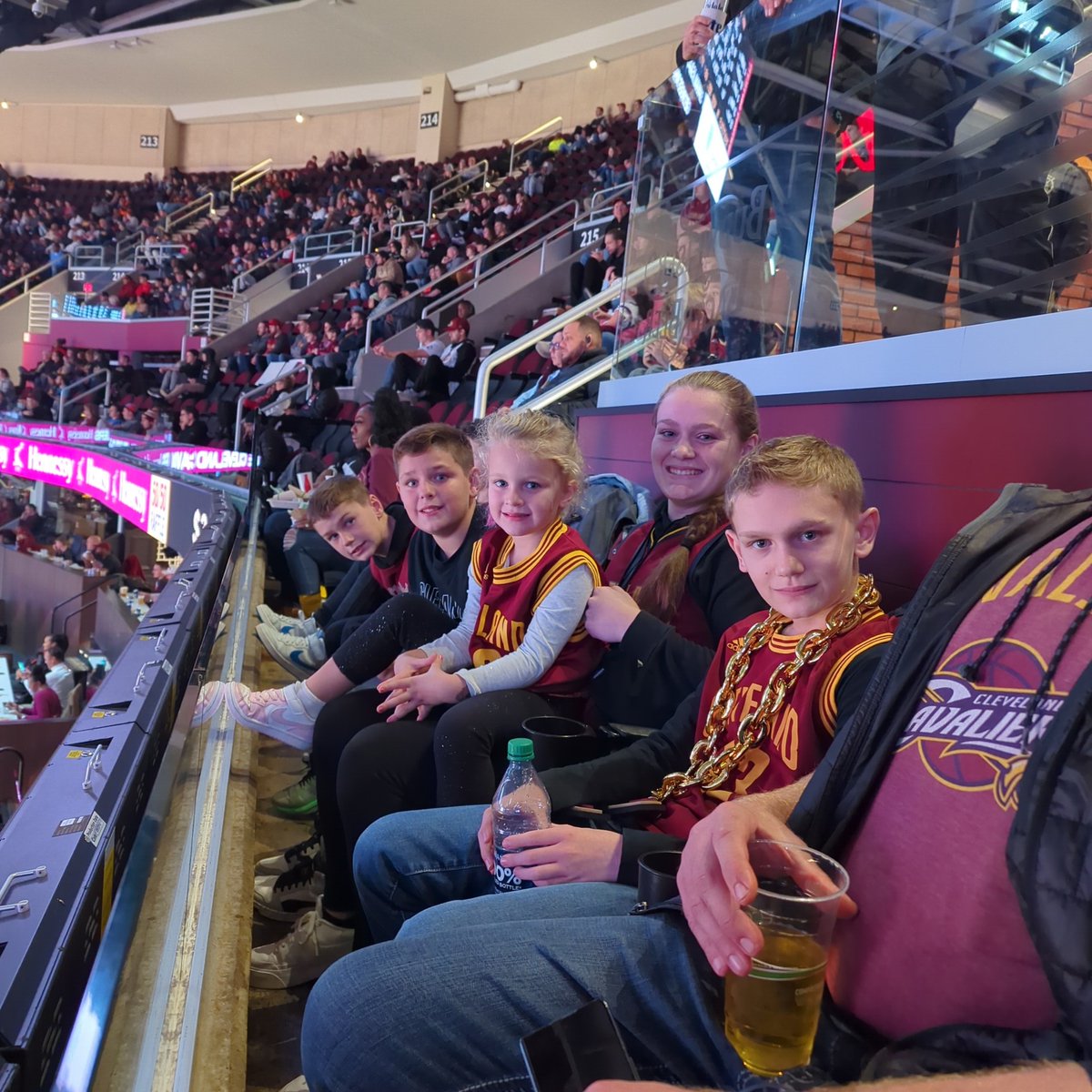 Kristen Finley tweet media