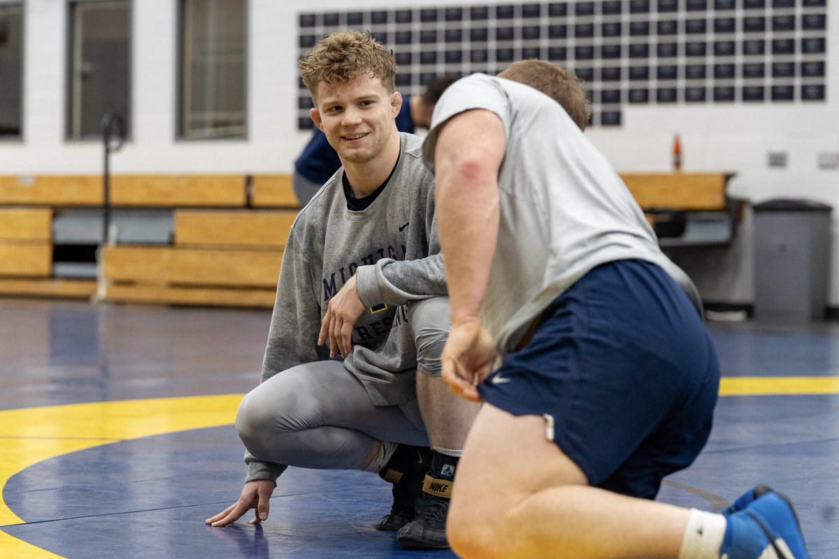 Michigan Wrestling tweet media