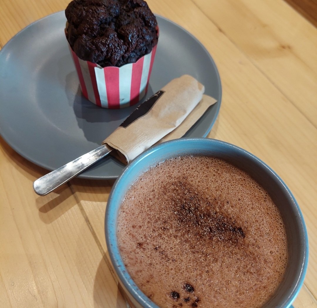 contravida13's tweet image. Tried these two MSMEs @CoffeeBreakNXT @JDBakery but was not able to try the famous #MangoPizza (Guimaras) and #LaPazBatchoy (Iloilo), funny and ironic. 🤣😂