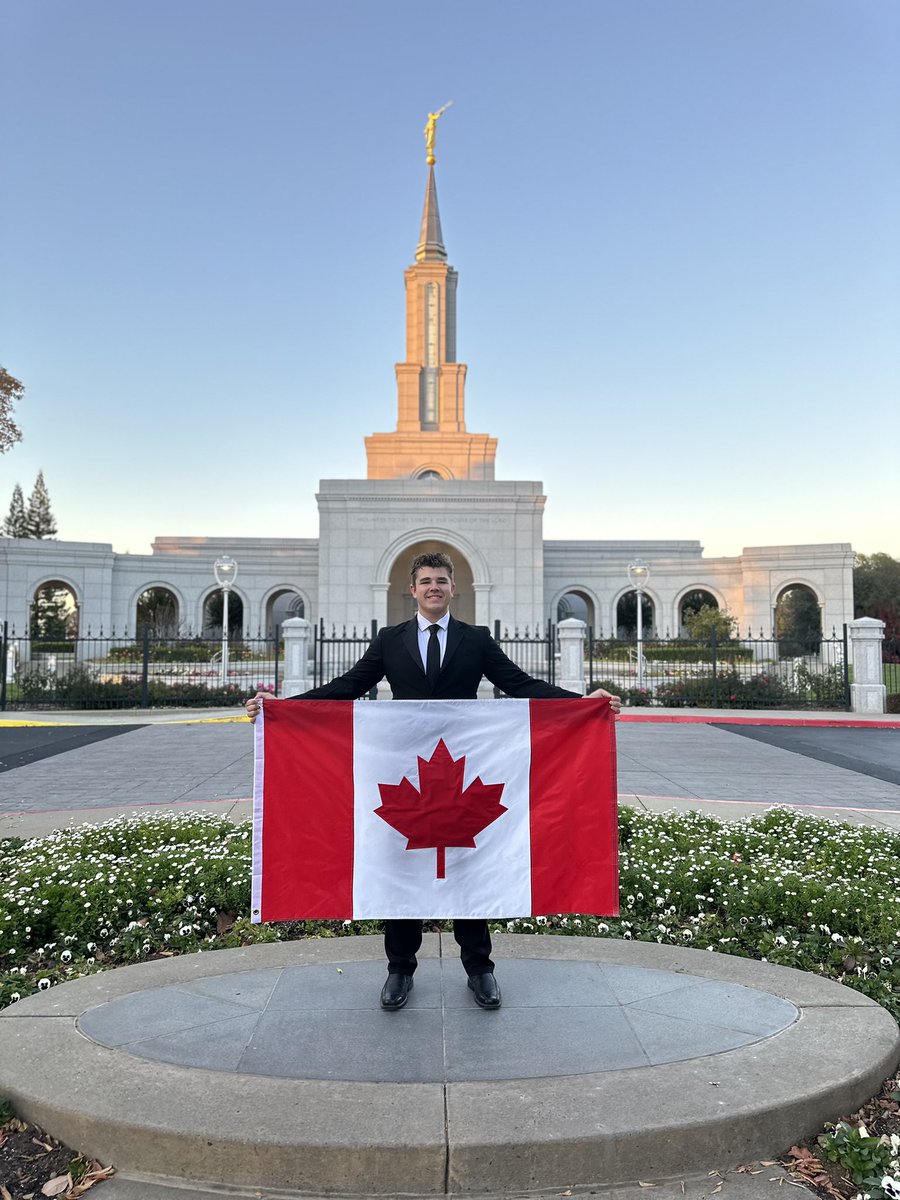 niko_pelissie's tweet photo. I am truly humbled to announce my Mission Call from @Ch_JesusChrist to serve in the Canada Montreal French Speaking Mission!! After my graduation in December, I’ll be starting my MTC Training on January 22nd of 2024 and will be serving for two years! @BonnieHCordo https://t.co/hRdZZxmvNw