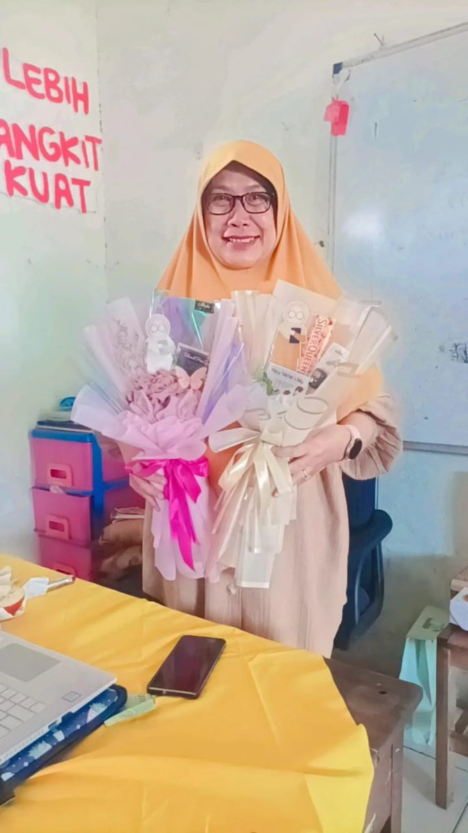 Cassandra tweet media