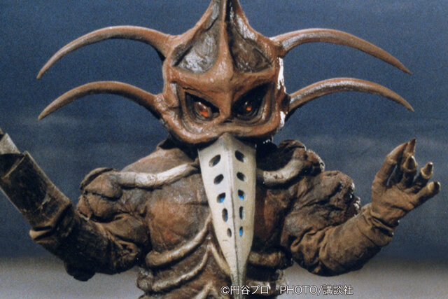 tele_maga's tweet photo. おはようございます。我が手帳によりますと #11月30日 は『ウルトラマンタロウ』第35話「必殺！タロウ怒りの一撃！」が放送された日です。卑劣な目つぶし星人カタン星人に、ウルトラマンタロウの必殺技、ウルトラダイナマイトが炸裂！（1973年）#ウルトラ怪獣日和

https://t.co/BKMlgllTRF https://t.co/eny2HEsFWR