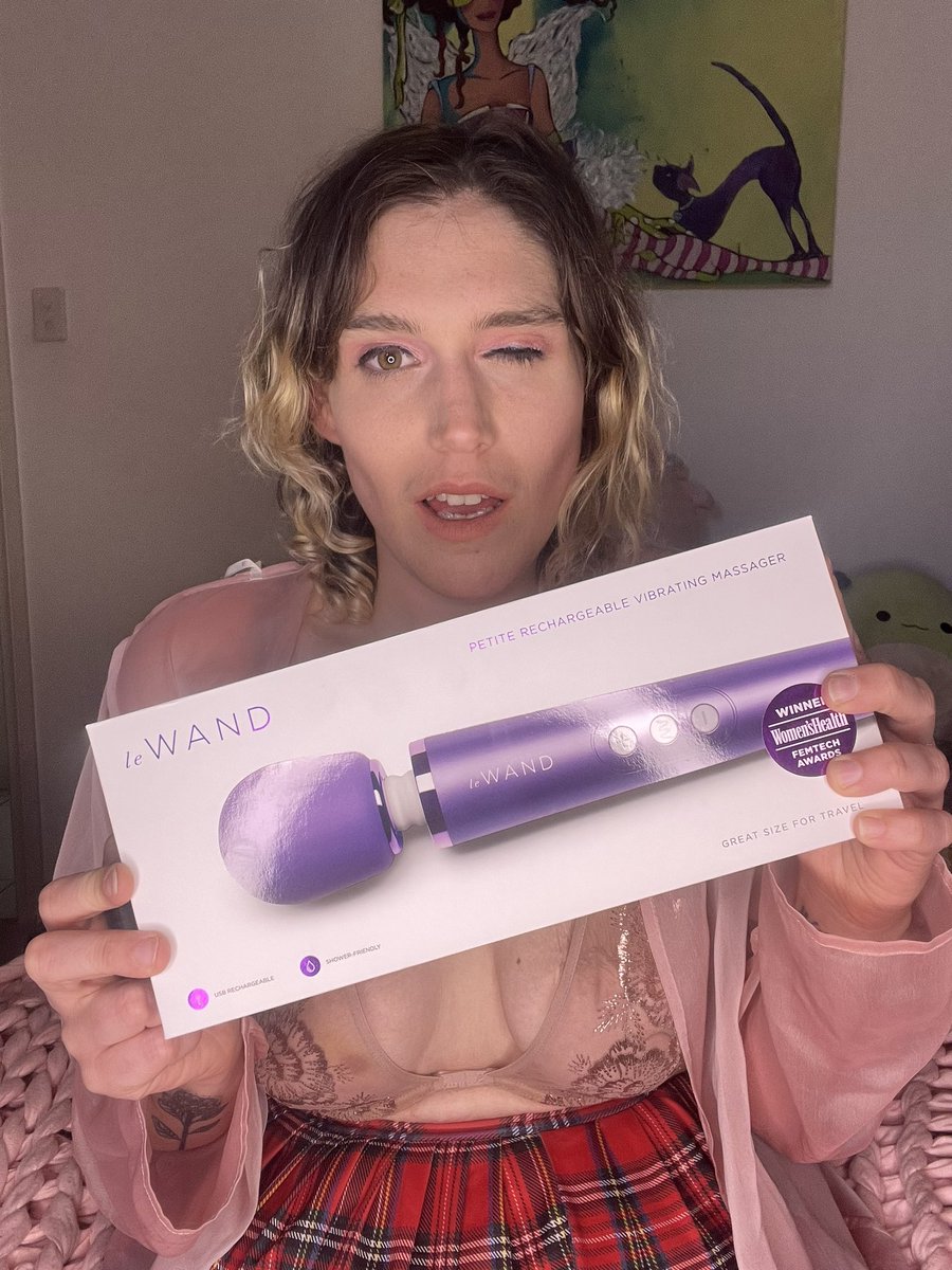 kittys_vault's tweet photo. Want to know if #LeWand is worth it?
https://t.co/bZVjhHFxLW π #ofbabe #realbabes #TisTheSeason #onlyfansgirl https://t.co/VlTtr9ecpM